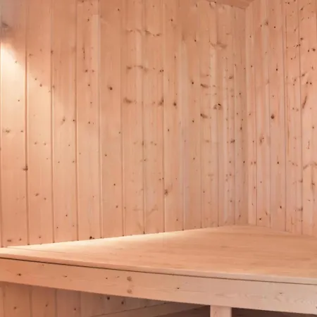 Casa de Férias Cozy Home In Hvide Sande With Sauna