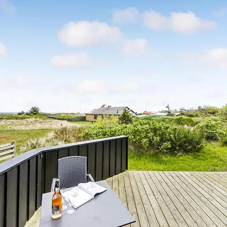 Cozy Home In Hvide Sande With Sauna Casa de Férias Hvide Sande