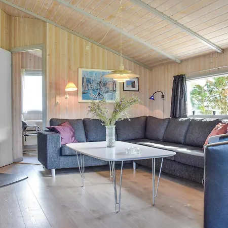 Cozy Home In Hvide Sande With Sauna Casa de Férias
