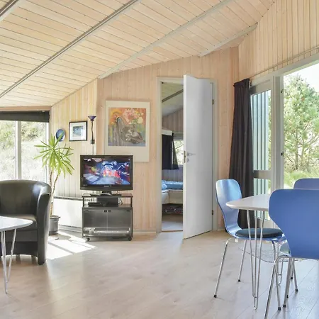Casa de Férias Cozy Home In Hvide Sande With Sauna Hvide Sande
