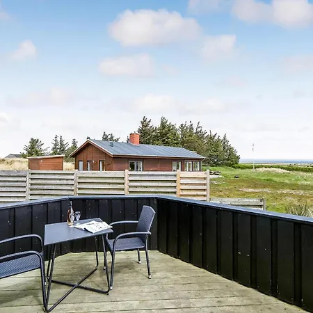 Casa de Férias Cozy Home In Hvide Sande With Sauna Hvide Sande
