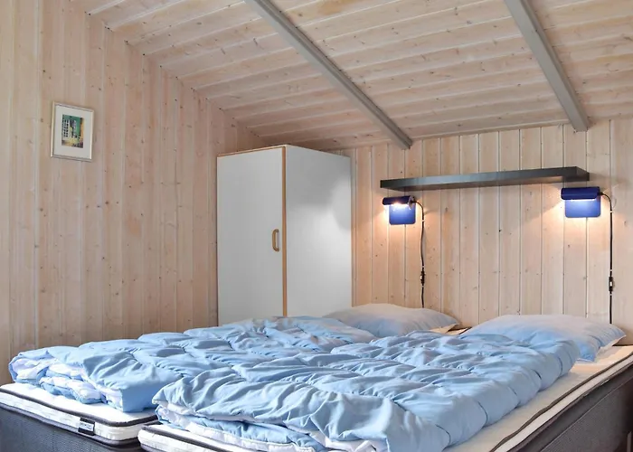 Three-bedroom In 別荘 *